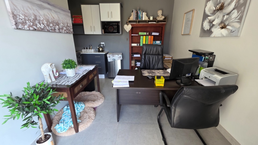 3 Bedroom Property for Sale in Island View Western Cape